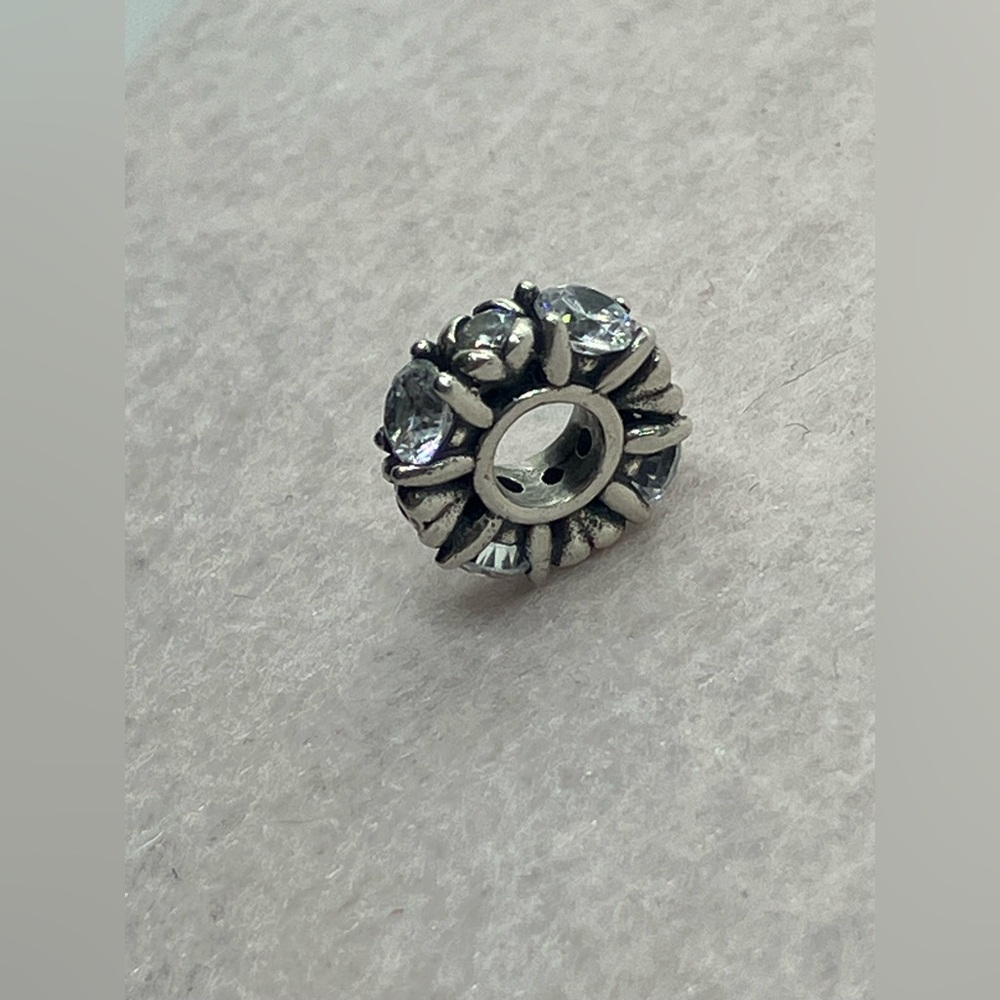 925 Sterling Silver & Clear Cz Tulip / Heart & Claw Setting Spacer Charm - Picture 6 of 11